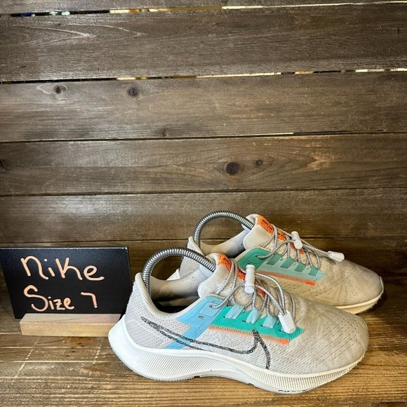 Womens‎ Nike Air Zoom Pegasus 38 Gray Athletic Running Sneakers Shoes Size 7 M - Picture 1 of 6